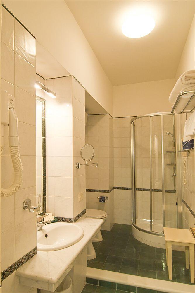 Borghese Contemporary 4* Rom