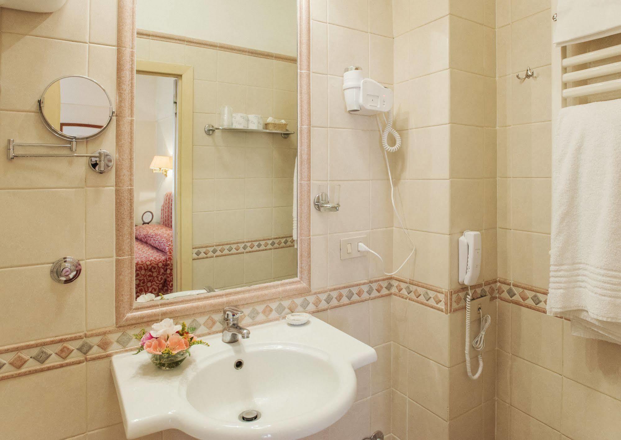 Hotel Borghese Contemporary Rom