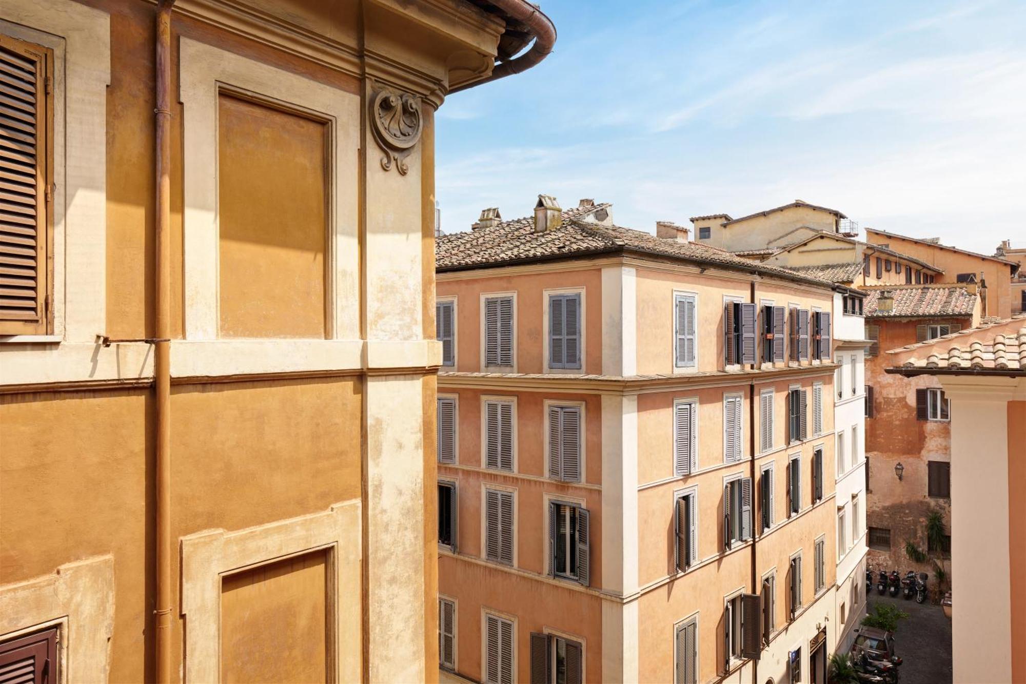 Fontanella Borghese 4*